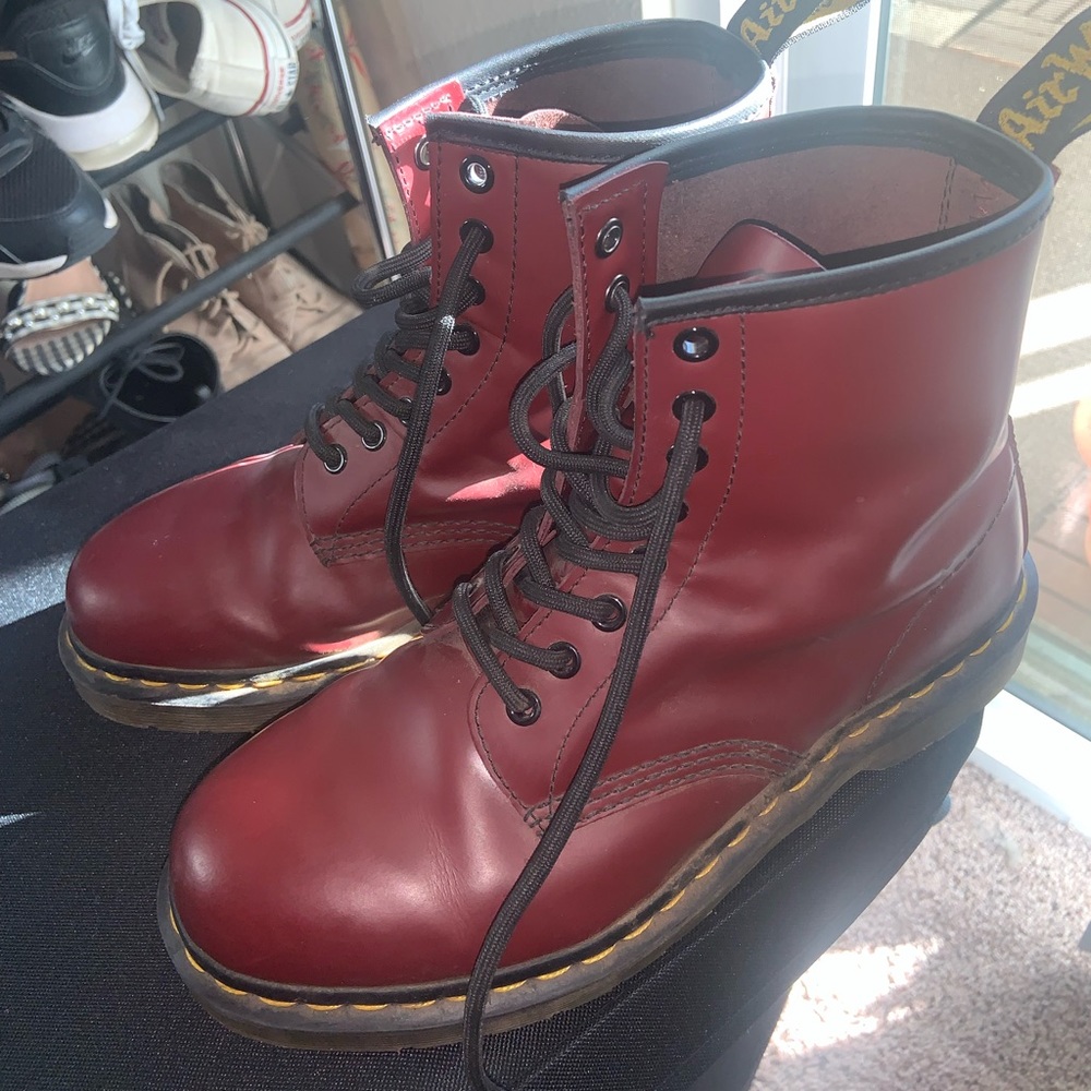 Doc martens cherry red boot